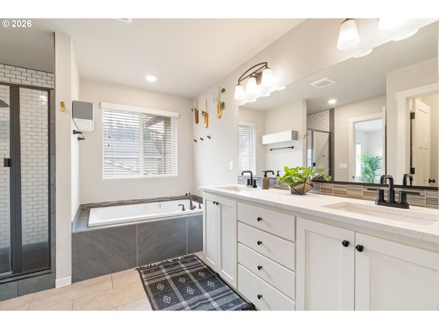 7807 Ne 173RD Ave, Vancouver, WA 98682
