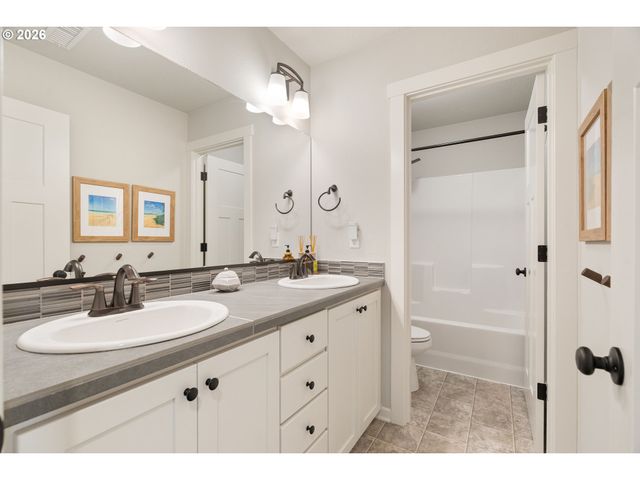 7807 Ne 173RD Ave, Vancouver, WA 98682
