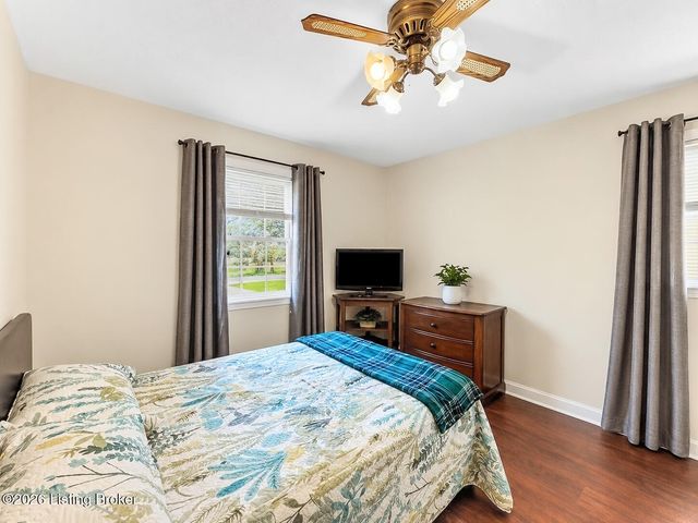7405 Mount Washington Rd, Louisville, KY 40229