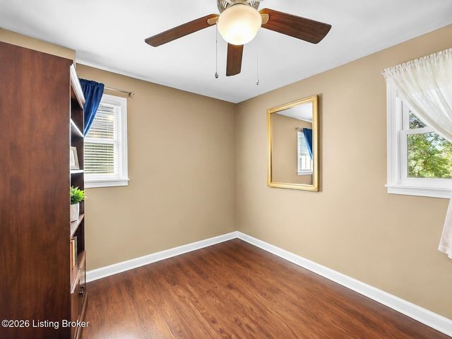 7405 Mount Washington Rd, Louisville, KY 40229