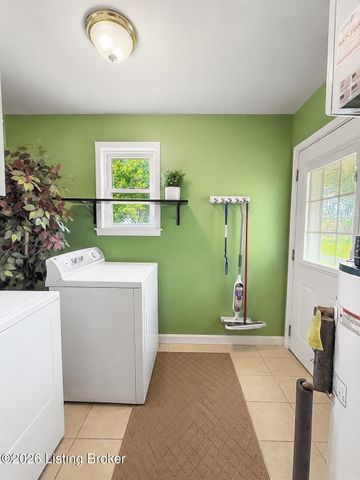 7405 Mount Washington Rd, Louisville, KY 40229