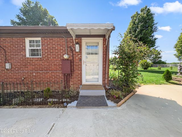 7405 Mount Washington Rd, Louisville, KY 40229