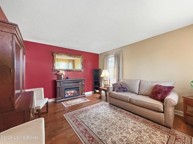 7405 Mount Washington Rd, Louisville, KY 40229
