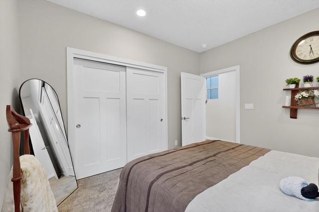 8900 Desert Rain Road NW, Albuquerque, NM 87120