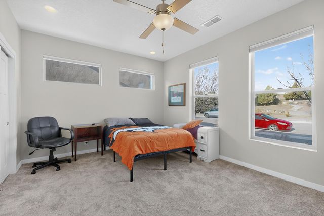 8900 Desert Rain Road NW, Albuquerque, NM 87120