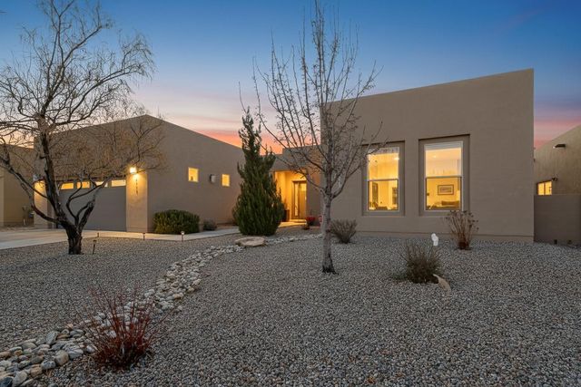 8900 Desert Rain Road NW, Albuquerque, NM 87120