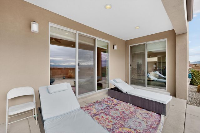 8900 Desert Rain Road NW, Albuquerque, NM 87120