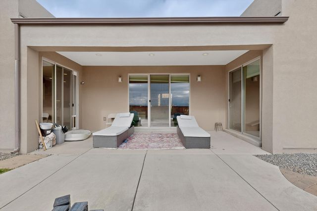 8900 Desert Rain Road NW, Albuquerque, NM 87120