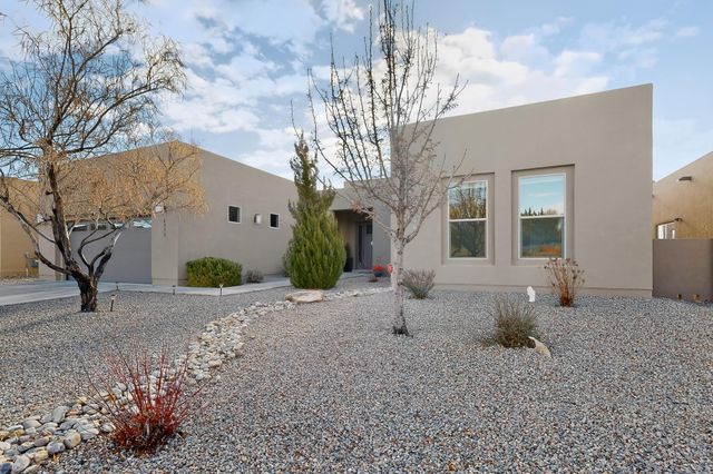 8900 Desert Rain Road NW, Albuquerque, NM 87120
