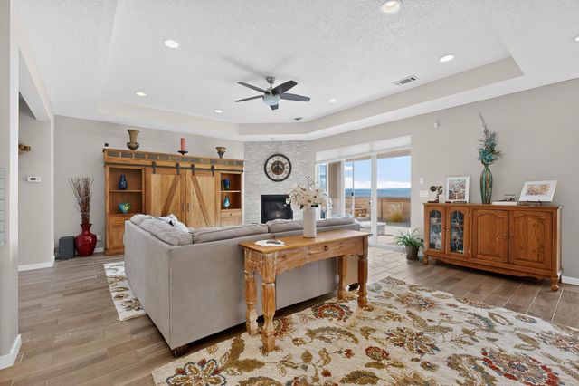 8900 Desert Rain Road NW, Albuquerque, NM 87120