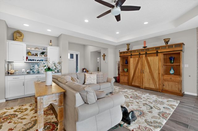 8900 Desert Rain Road NW, Albuquerque, NM 87120