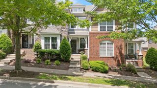 1082 Riverwood Village Blvd, Hermitage, TN 37076