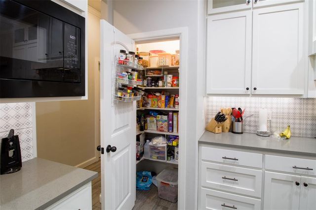 4528 Baldwin Avenue, Moore, OK 73160