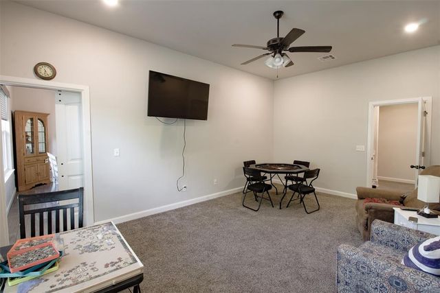 4528 Baldwin Avenue, Moore, OK 73160
