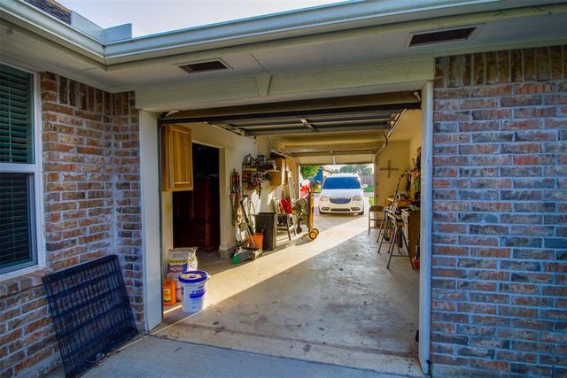 4528 Baldwin Avenue, Moore, OK 73160