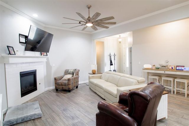 4528 Baldwin Avenue, Moore, OK 73160