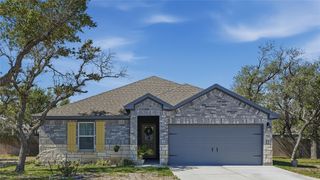 117 Aruba Dr, Rockport, TX 78382