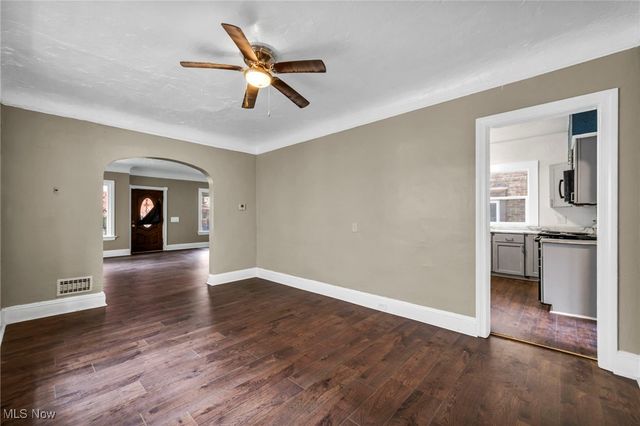 1677 Carlyon Road, East Cleveland, OH 44112