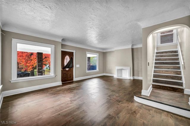 1677 Carlyon Road, East Cleveland, OH 44112