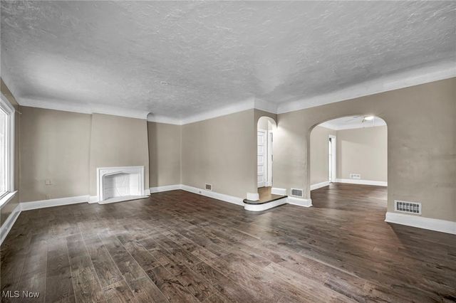 1677 Carlyon Road, East Cleveland, OH 44112