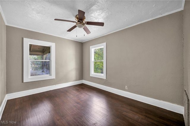 1677 Carlyon Road, East Cleveland, OH 44112