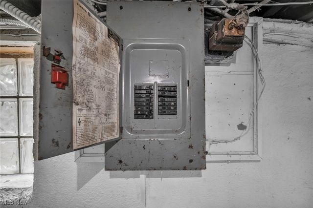 1677 Carlyon Road, East Cleveland, OH 44112