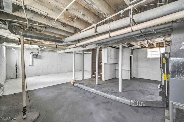 1677 Carlyon Road, East Cleveland, OH 44112