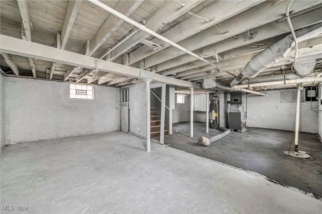 1677 Carlyon Road, East Cleveland, OH 44112