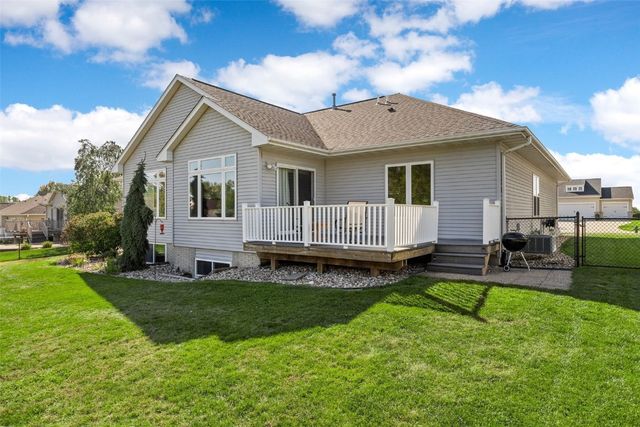 2850 Twinleaf Road, Cedar Rapids, IA 52411