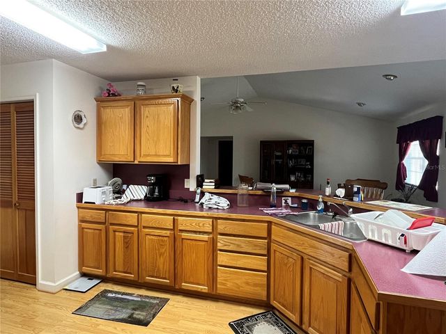 14182 SW 161ST ST, Brooker, FL 32622