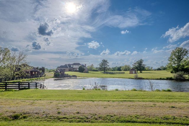 100 Rolling Ridge Lane, Richmond, KY 40475