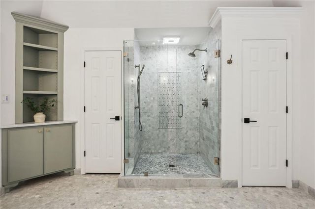 110 Valley Summit Court, Roswell, GA 30075