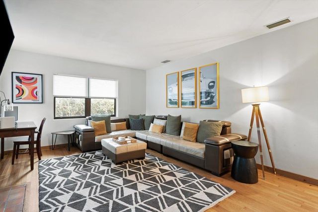 1605 Furman Rd, Jacksonville, FL 32217