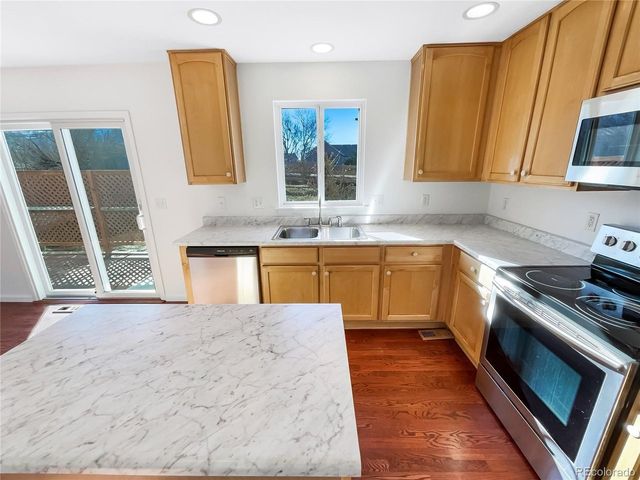 5633 S Sicily Cir, Aurora, CO 80015