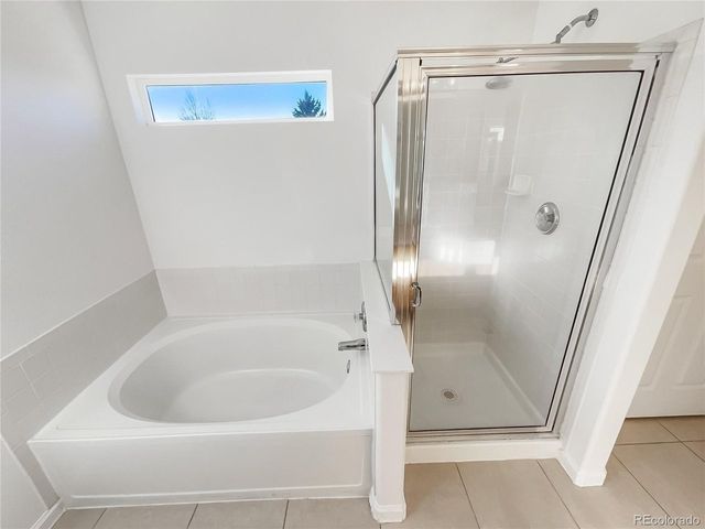 5633 S Sicily Cir, Aurora, CO 80015