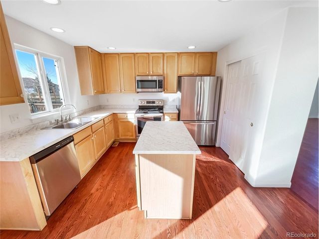 5633 S Sicily Cir, Aurora, CO 80015