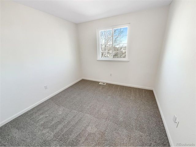 5633 S Sicily Cir, Aurora, CO 80015