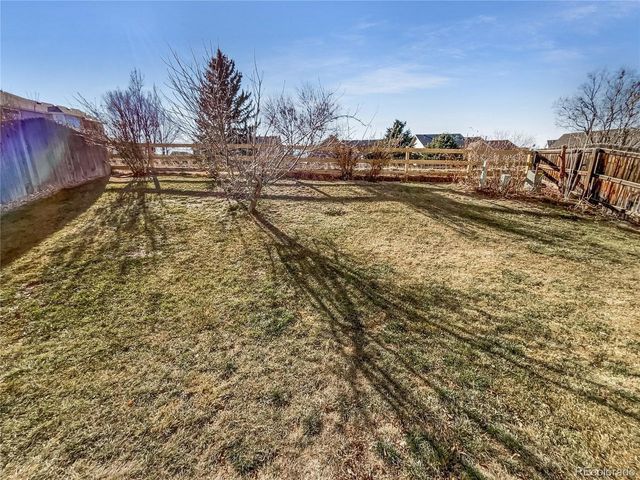 5633 S Sicily Cir, Aurora, CO 80015