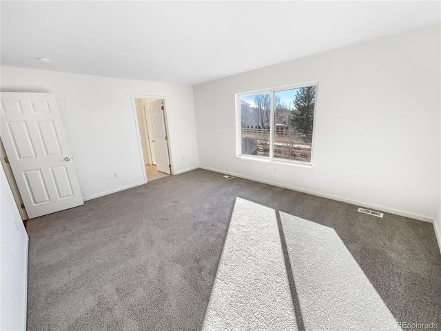 5633 S Sicily Cir, Aurora, CO 80015