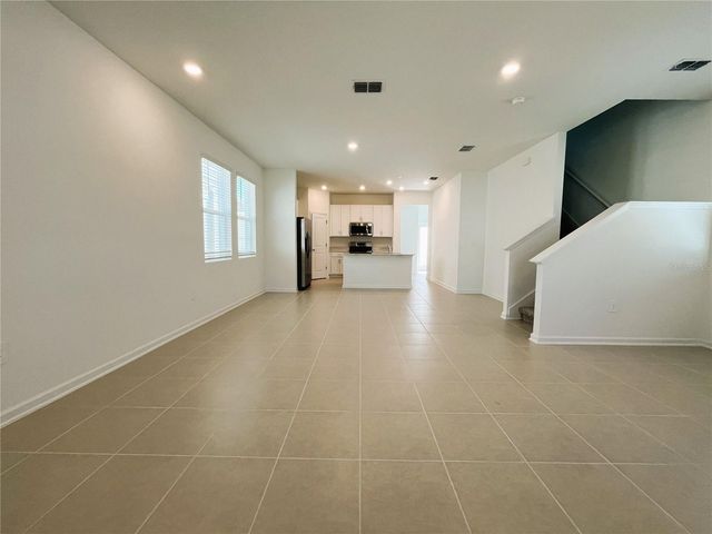 2080 RIDER RAIN LANE, Apopka, FL 32703