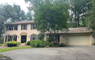 2929 LEEFIELD DR, Oak Hill, VA 20171