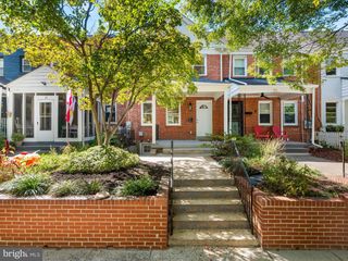 30 FARRAGUT PL NW, Washington, DC 20011