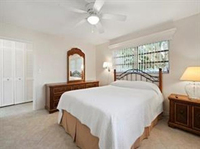 1050 SE 14th Place 15B, Fort Lauderdale, FL 33316