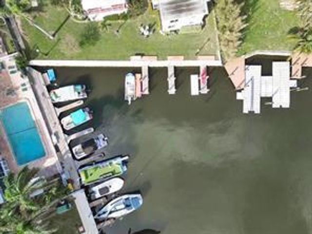 1050 SE 14th Place 15B, Fort Lauderdale, FL 33316