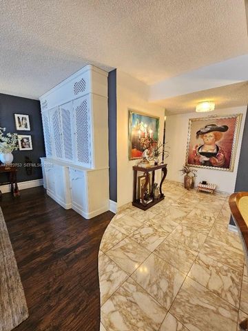 18061 Biscayne Blvd 901, Aventura, FL 33160
