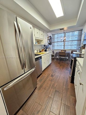 18061 Biscayne Blvd 901, Aventura, FL 33160