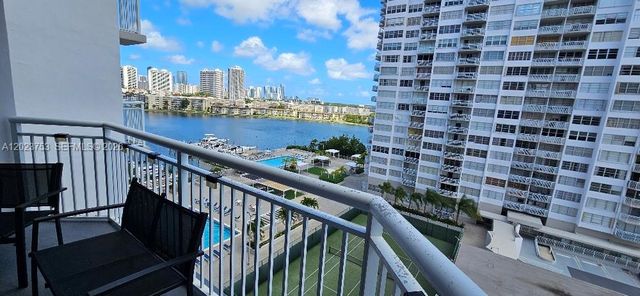 18061 Biscayne Blvd 901, Aventura, FL 33160