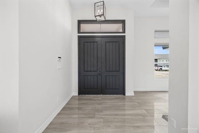 411 Silver-Spur Drive, Mission, TX 78572