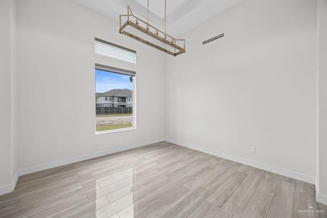 411 Silver-Spur Drive, Mission, TX 78572
