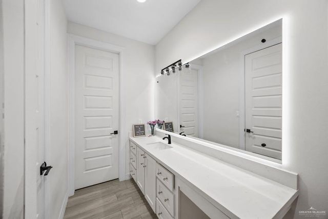 411 Silver-Spur Drive, Mission, TX 78572